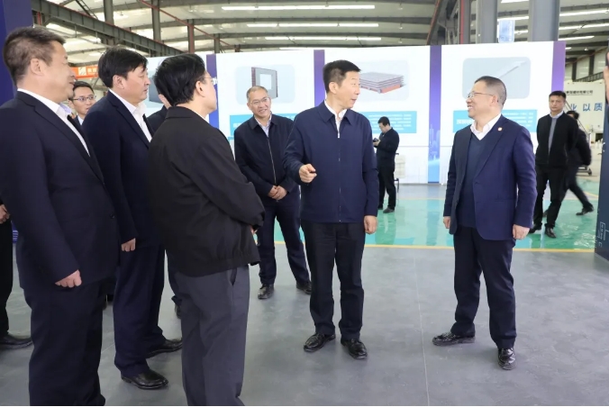 陜西省委常委、延安市委...